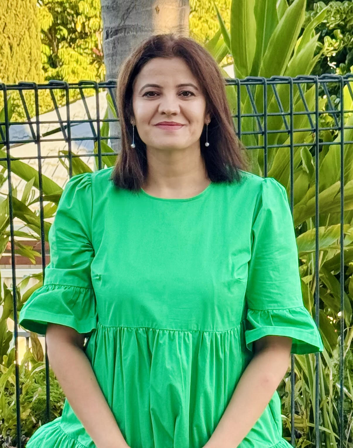 Portrait of Dr. Navneet Nandha